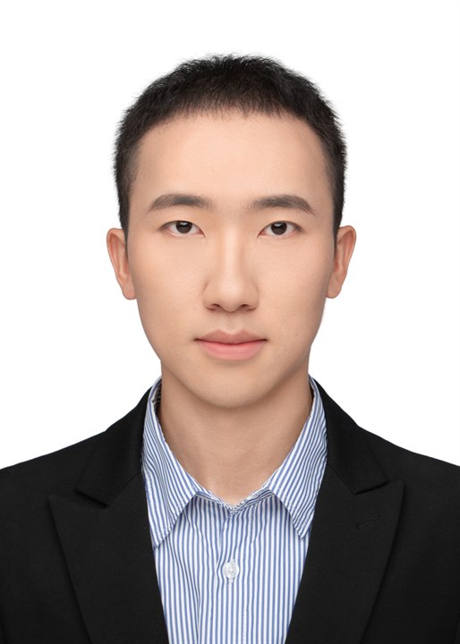 王华猛，学术发展中心主管