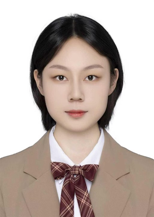 闫敏祺,新闻媒体中心主管